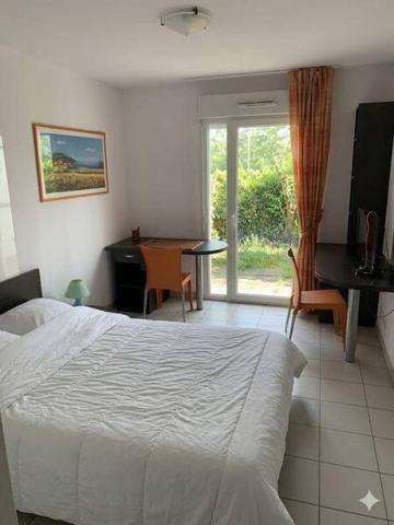 Appartement 1 pièce                                        - 42270 Saint-Priest-en-Jarez Réf : 13455