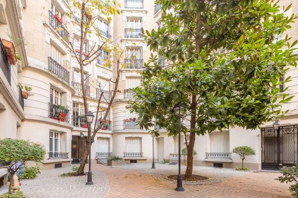Trois pièces meublé - PARIS
