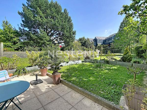 Appartement 2 pièces 33 m2 + garage + jardin-terrasse à vendre à Nantes - Quartier Zola