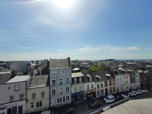 Appartement à louer 575 € CC Granville 2 p 56 m² DPE E