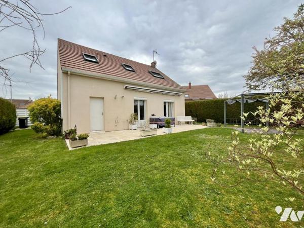 TINQUEUX - Maison avec garage et jardin