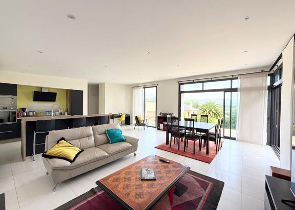 Maison d'architecte 137 m² à Guipavas 29490