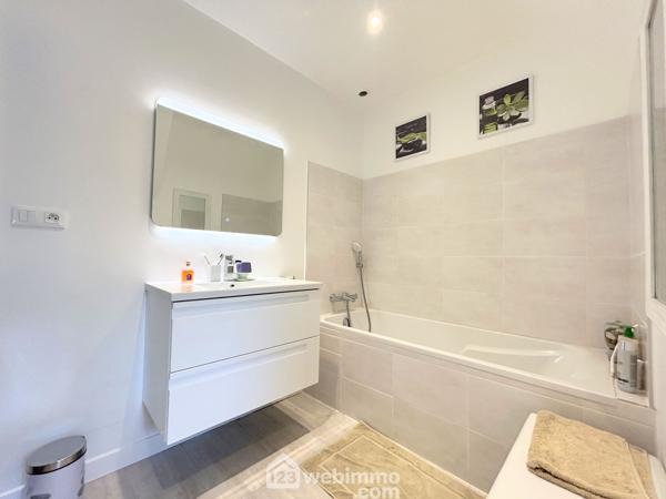 Maison 131 m² à Saint-Michel-en-Grève 22300