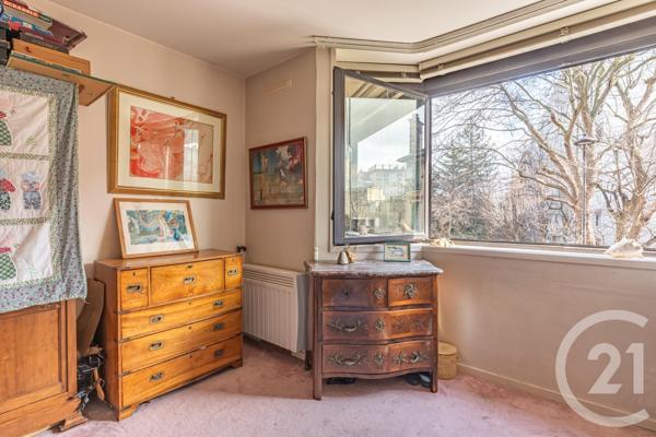 Appartement F5 à vendre  5 pièces - 102 m2 PARIS - 75014