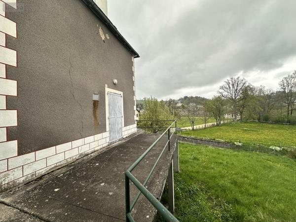 Maison à vendre à Neuvéglise-sur-Truyère dans le Cantal (15100), ref : 15046-40