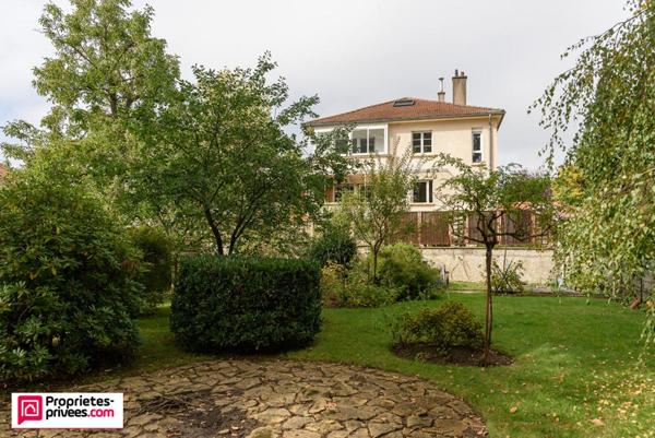 Maison 7 pièces 170 m2 LONGEVILLE-LES-METZ