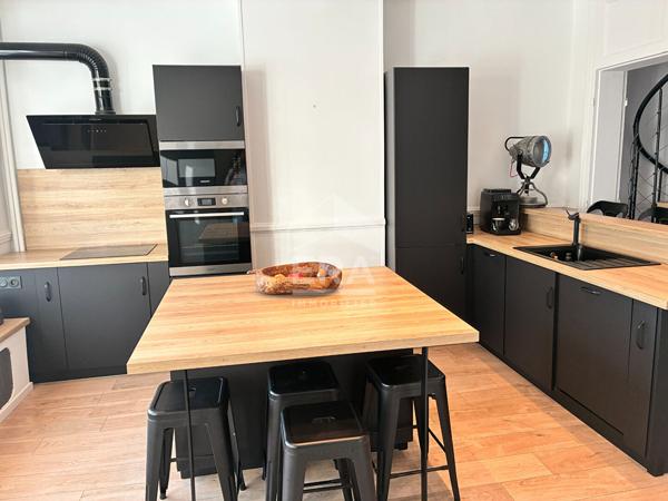 Maison Boulogne Sur Mer 9 pièce(s) 225 m2