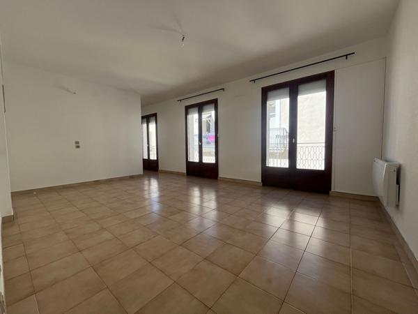 A louer - Appartement T3 + buanderie de 71 m2