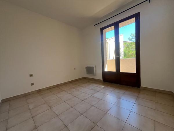 A louer - Appartement T3 + buanderie de 71 m2