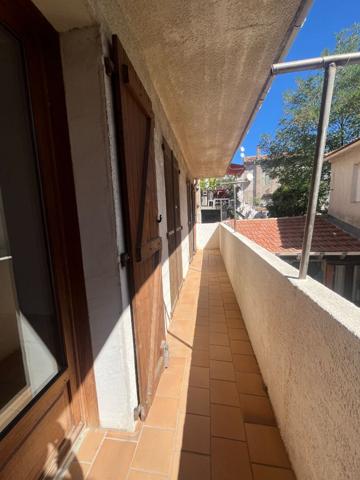 A louer - Appartement T3 + buanderie de 71 m2