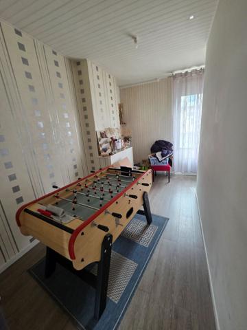 Maison de ville avec local commercial