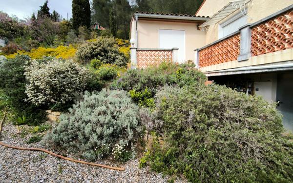 Maison à vendre    3 pièces •  Espéraza