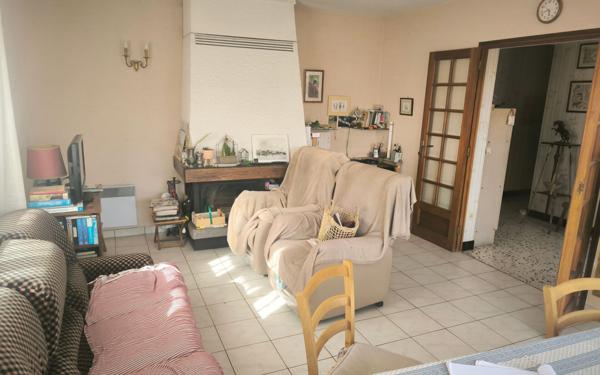 Maison à vendre    3 pièces •  Espéraza