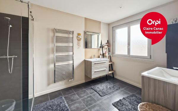 Appartement à vendre    4 pièces • 126 m2 Castres