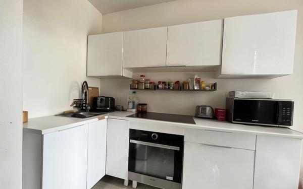 Appartement à vendre    3 pièces • 64,85 m2 Courcouronnes