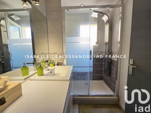 Appartement à vendre 3 pièces 58 m² Sanary-sur-Mer