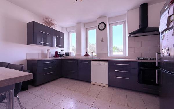 Maison à vendre    9 pièces •  Vestric-et-Candiac