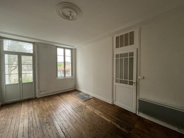 Appartement à louer |  Mouthiers-sur-Boëme |  3 pièces | 79 m²