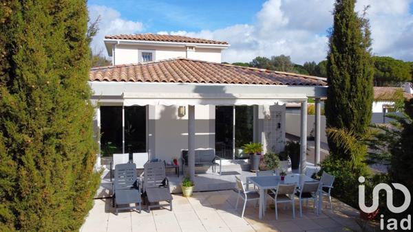 Maison 5 pièces de 140 m² à La Crau (83260)