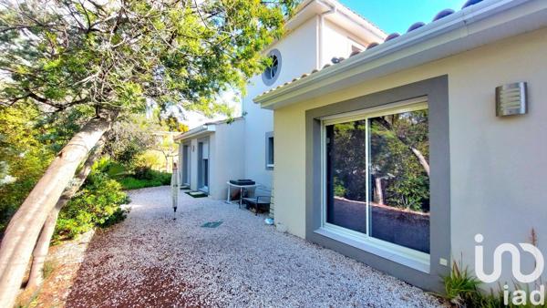 Maison 5 pièces de 140 m² à La Crau (83260)