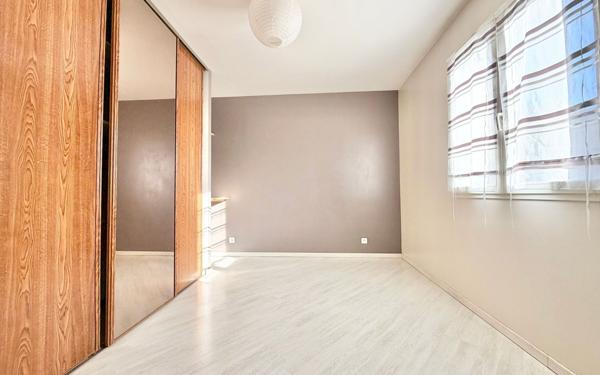 Maison à vendre    6 pièces • 169 m2 Chartres