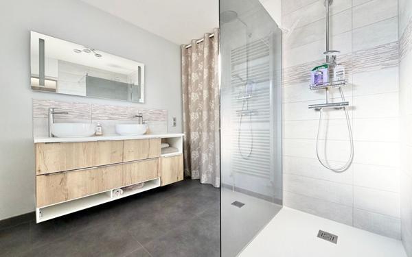 Maison à vendre    6 pièces • 169 m2 Chartres