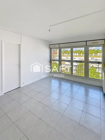 Reims Croix-Rouge : T2 lumineux, ascenseur, cave