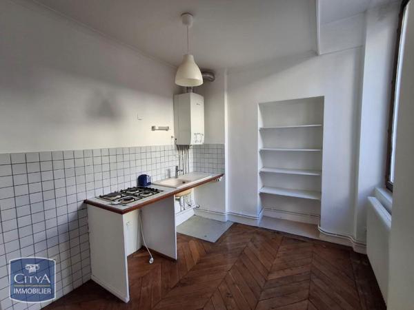 Appartement à louer 2 pièces 46.87m² Saint-Étienne (42000)
