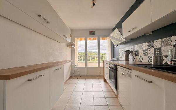 Appartement à vendre    3 pièces • 70,55 m2 Sainte-Foy-lès-Lyon