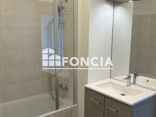 Location Appartement 3 pièces 57.26 m² - RESIDENCE APOSTROPH BAT B 20 AVENUE DES 2 ROUTES Avignon 84000