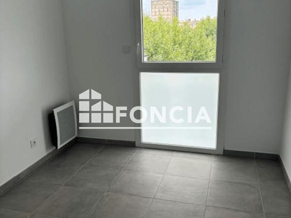 Location Appartement 3 pièces 57.26 m² - RESIDENCE APOSTROPH BAT B 20 AVENUE DES 2 ROUTES Avignon 84000