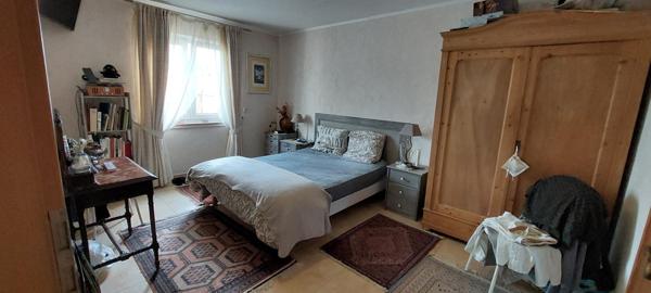 Pavillon familial de 2009, 3 chambres, garage.