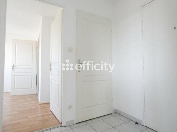 Appartement
         2 pièces
        - 40 m² Exclusivité 91 500 € *