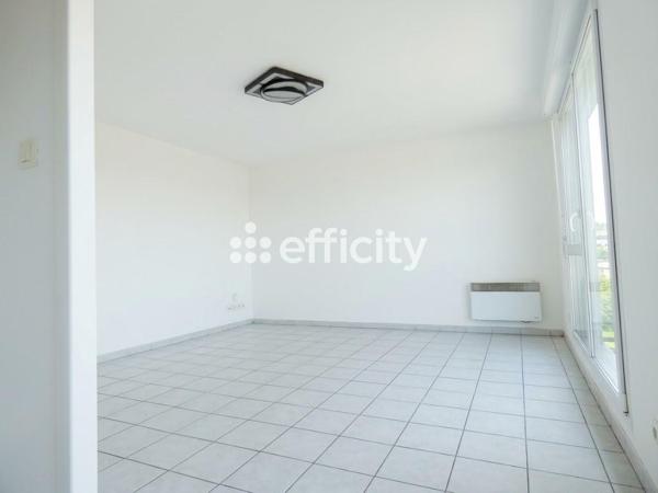 Appartement
         2 pièces
        - 40 m² Exclusivité 91 500 € *