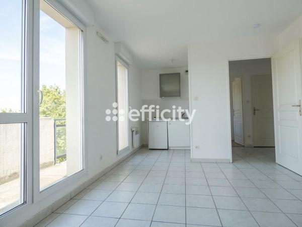 Appartement
         2 pièces
        - 40 m² Exclusivité 91 500 € *