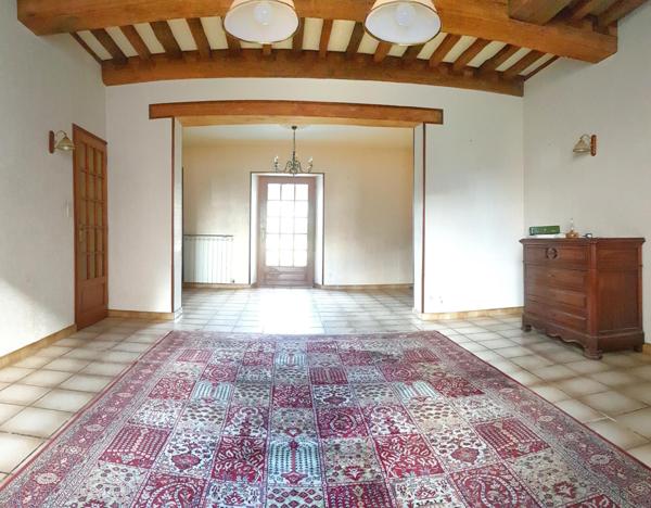 Maison à CONFLANS-SUR-LANTERNE, 70800 - 8 pièces 246m²