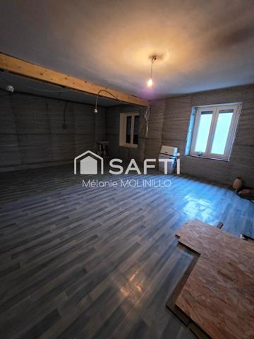 Maison 167 m² avec Grange, Terrain et Terrasse