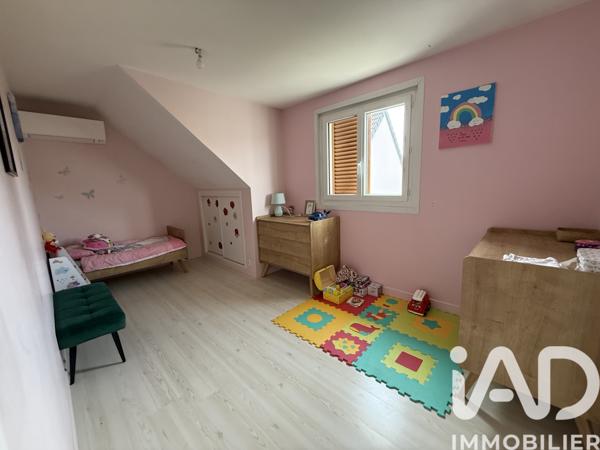 Maison à vendre 7 pièces 170 m² Vert-Saint-Denis
