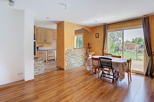 A VENDRE à DRAGUIGNAN - Maison au CALME sur 4000m² de terrain, 4 chambres.