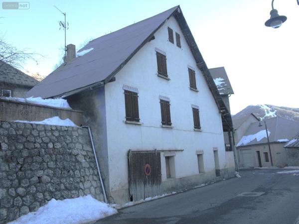 Maison à restaurer à vendre à Vars dans lesHautes-Alpes (05560), ref : 11853702   
Saint Marcellin