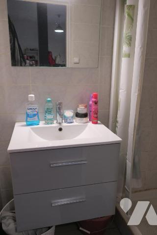 Appartement T2 - Locataire en place avec bail d'habitation - 1er étage sans ascenseur - 49,78 m²