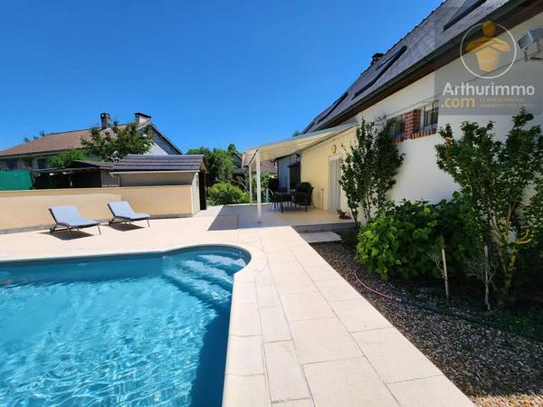 Vente                                                      Maison
                        
                     6 pièces                      158 m2                     à Huisseau-sur-Mauves