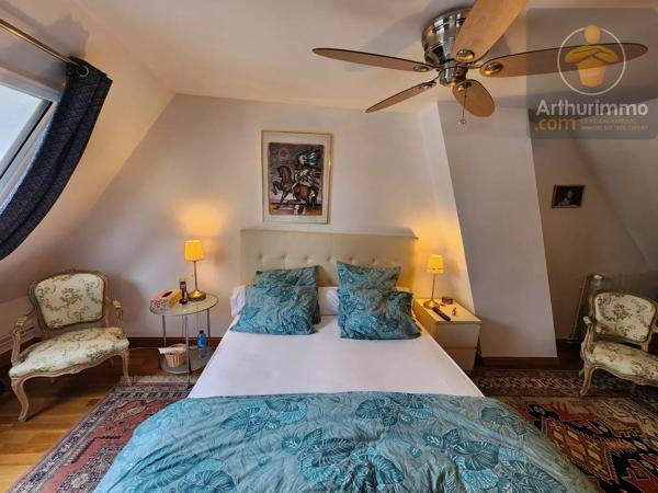 Vente                                                      Maison
                        
                     6 pièces                      158 m2                     à Huisseau-sur-Mauves