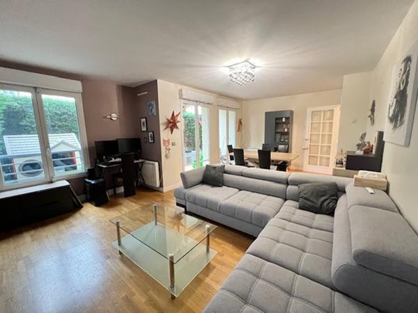 Appartement à vendre |  Saint-Cyr-l'École |  3 pièces | 70 m²
