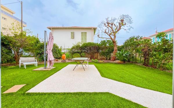 Appartement à vendre    5 pièces • 90 m2 Cagnes-sur-Mer