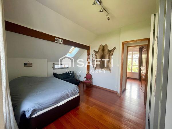 Meulière 6 pièces, 4 chambres, proche gare et commodités