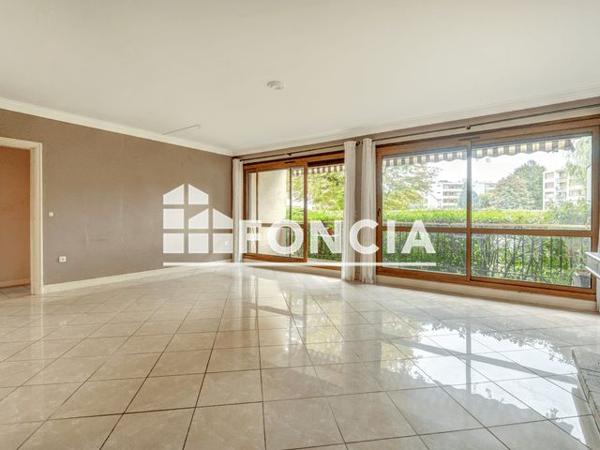 À vendre Appartement 5 pièces 122 m² - Noisy-le-roi 78590