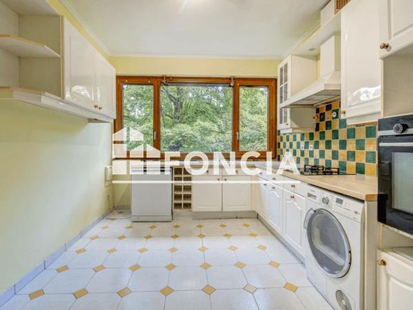 À vendre Appartement 5 pièces 122 m² - Noisy-le-roi 78590