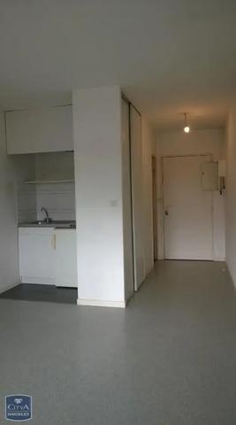 Appartement à louer 1 pièce 22.46m² Talence (33400)