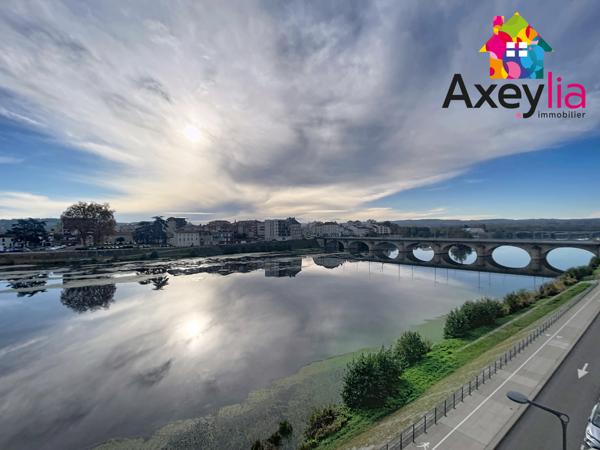 Roanne (42300) A VENDRE - ROANNE CENTRE - APPARTEMENT T5 AVEC 3 CHAMBRES, STATIONNEMENTS PRIVATIFS ET VUE SUR LA LOIRE